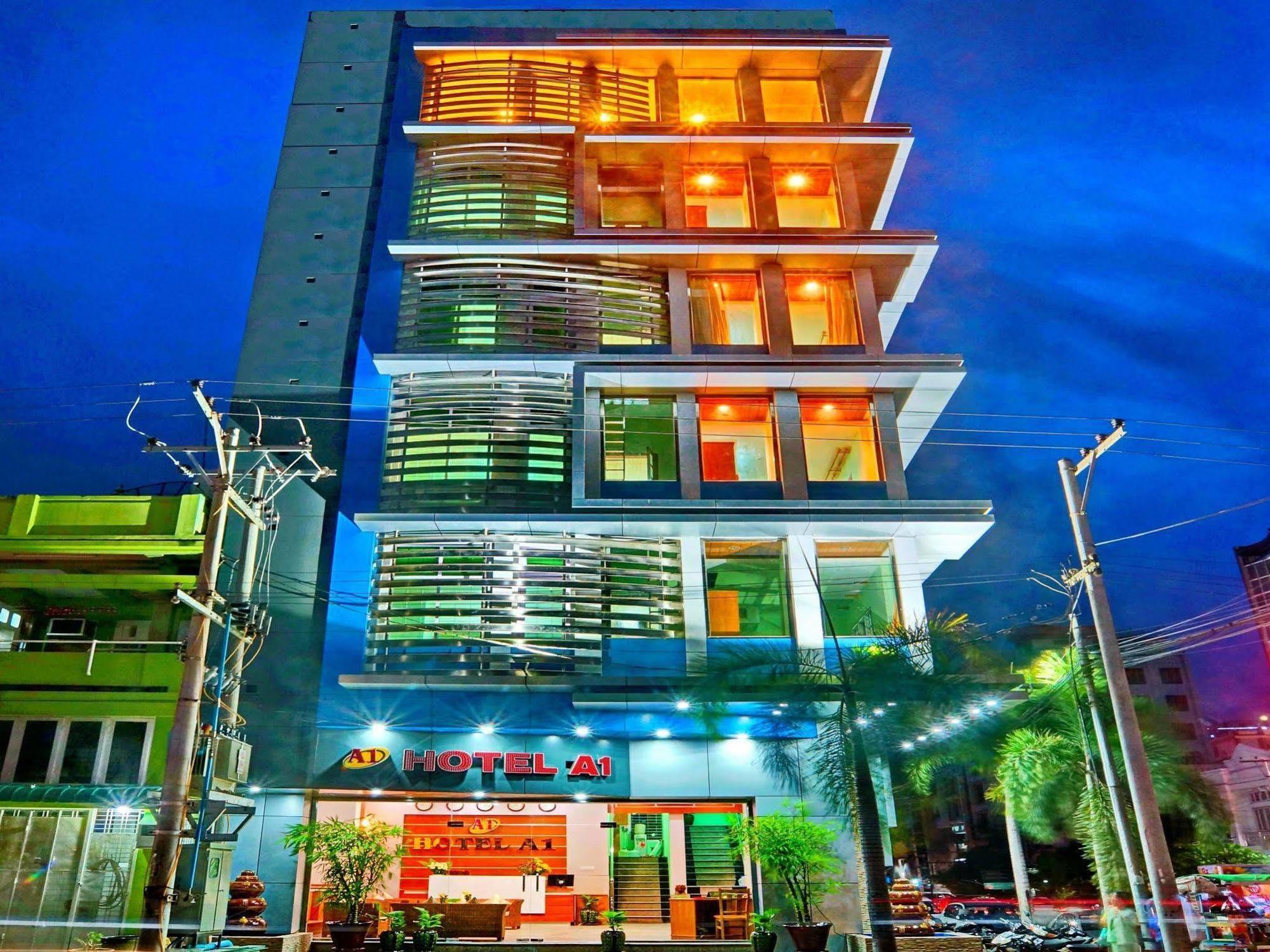 Hotel A1 Mandalay Bagian luar foto