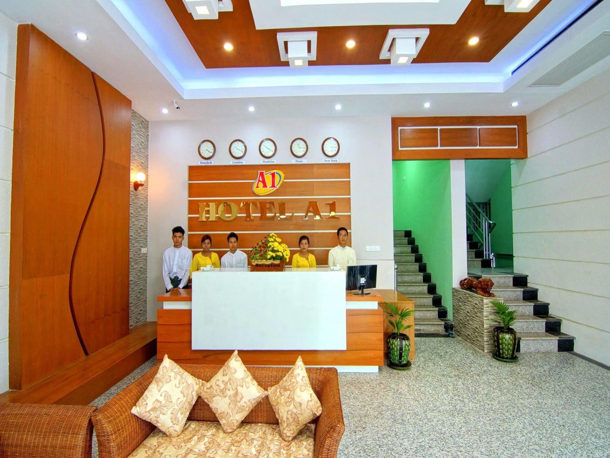 Hotel A1 Mandalay Bagian luar foto